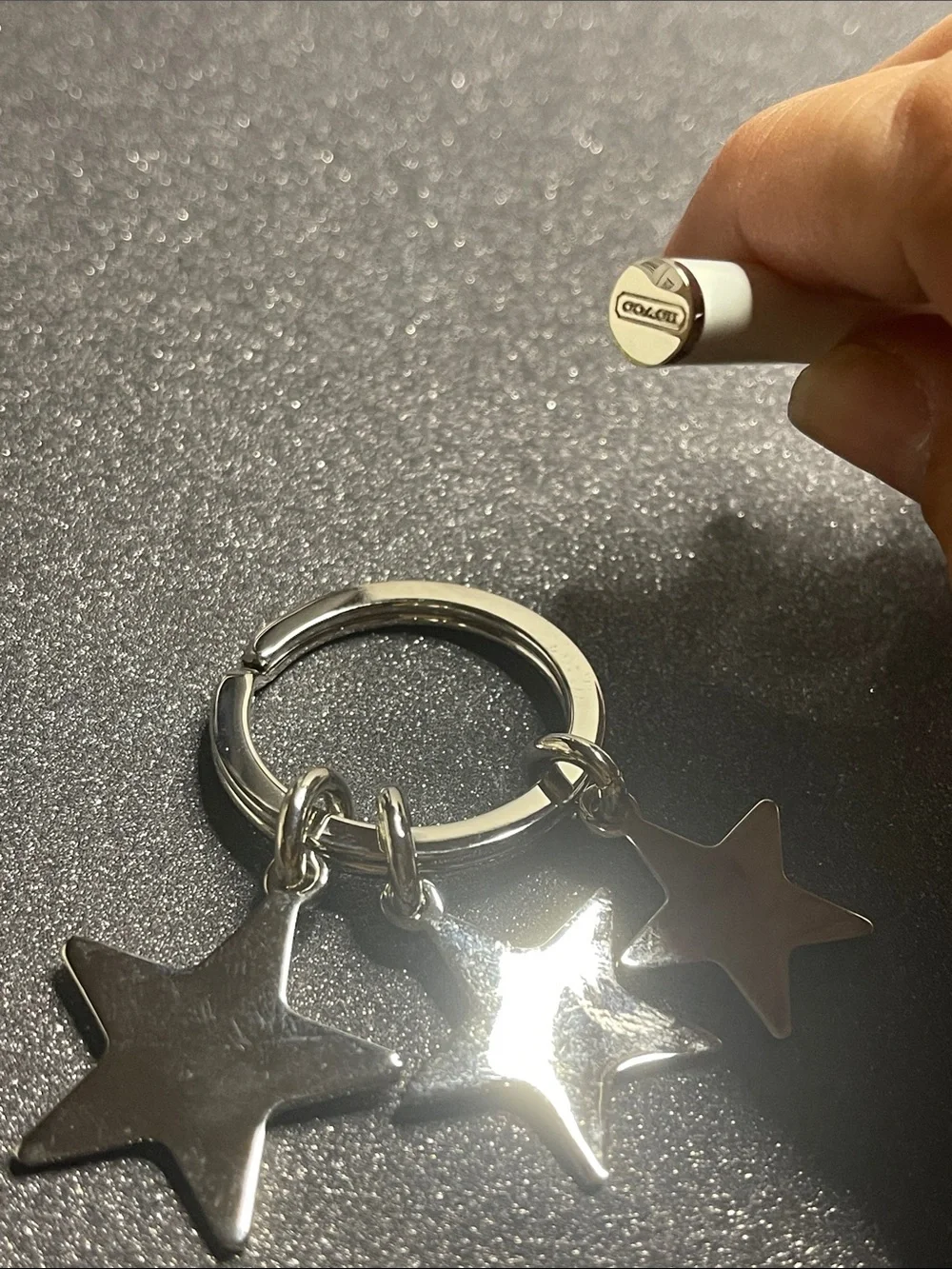 Coach Silver Star Charm Keyring with Three Stars and Coach Pen - Picture 4 of 4